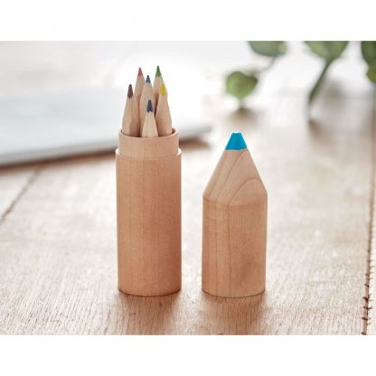 6 Petits Crayons De Couleur Dans Tube En Bois En Forme De Crayon Promotionnel En Situation PETIT COLORET