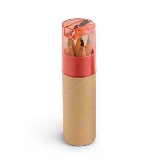 6 petits crayons de couleur + taille-crayon dans tube en carton recyclé publicitaire - Rouge - SHARPENER