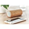 Enceinte Stéréo Bluetooth En Bambou SPEAKBOX En Situation Enceinte Stéréo Bluetooth En Bambou SPEAKBOX En Situation