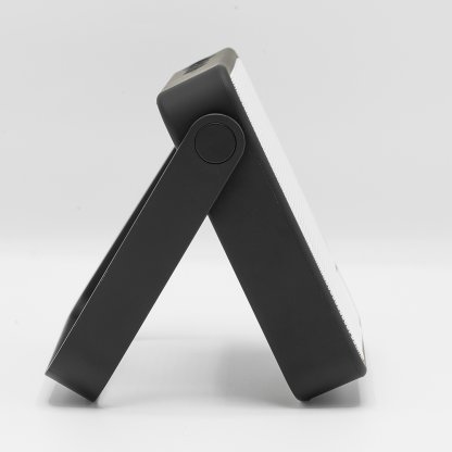 Enceinte Bluetooth En Plastique Recyclé – 5W – DIPSTER Noire De Profil