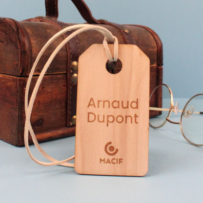 Étiquette Bois Bagage Ou Boutique FLIGHT Exemple Marquage